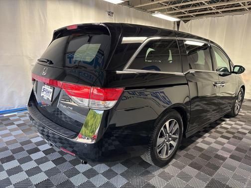 Crystal Black Pearl 2016 Honda Odyssey Touring Elite