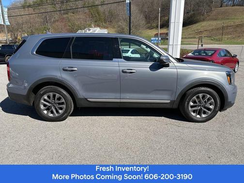 2023 Kia Telluride LX