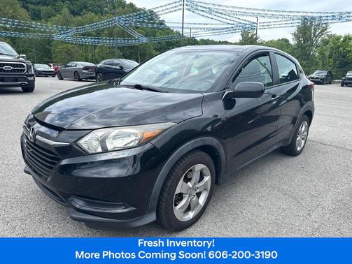 Crystal Black Pearl 2016 Honda HR-V LX