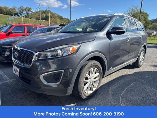 2018 Kia Sorento LX
