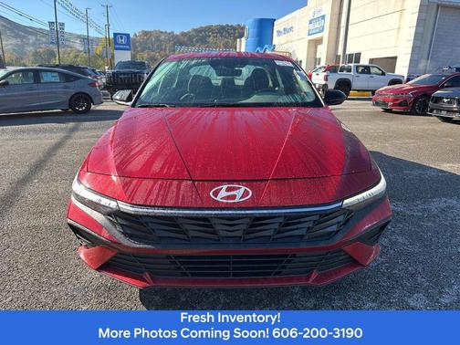 2025 Hyundai ELANTRA Sport