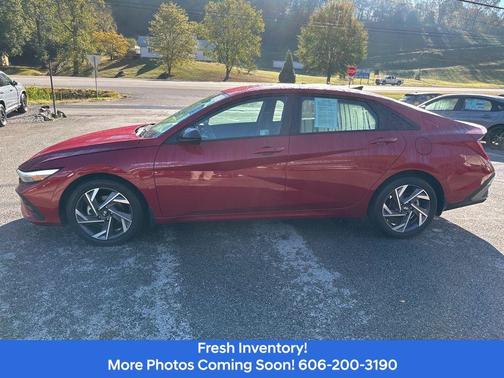 2025 Hyundai ELANTRA Sport