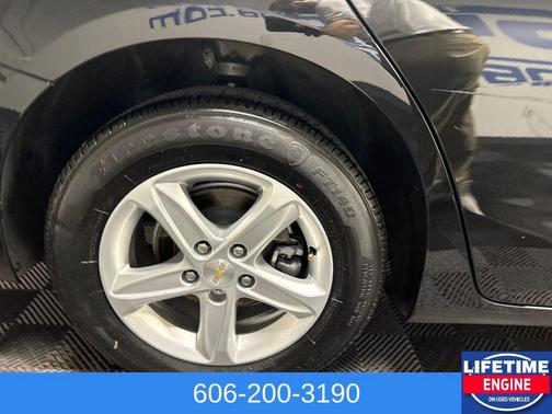 Mosaic Black Metallic 2024 Chevrolet Malibu FWD 1LT