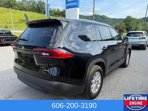 Midnight Black Metallic 2024 Toyota Grand Highlander XLE