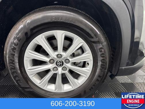 Midnight Black Metallic 2024 Toyota Grand Highlander XLE