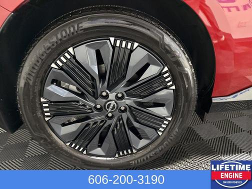 2025 Nissan Murano Platinum