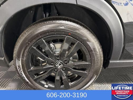 Crystal Black Pearl 2026 Honda HR-V AWD Sport