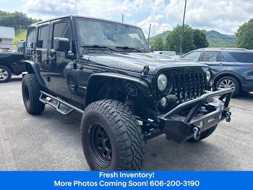 Black Clearcoat 2017 Jeep Wrangler Unlimited Sahara