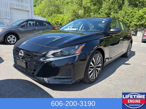 Super Black 2024 Nissan Altima 2.5 SV