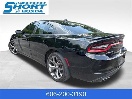 2015 Dodge Charger SXT
