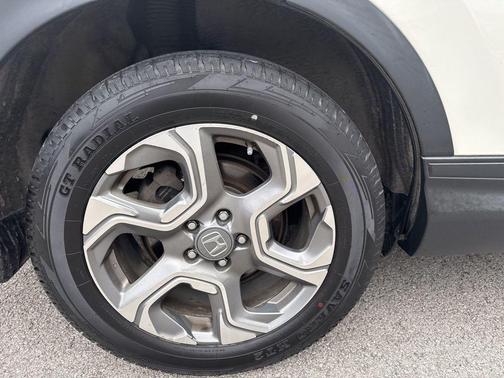 White Diamond Pearl 2017 Honda CR-V EX-L