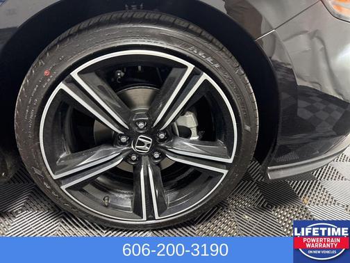 Crystal Black Pearl 2026 Honda Accord SE
