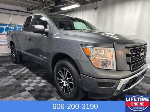2024 Nissan Titan SV
