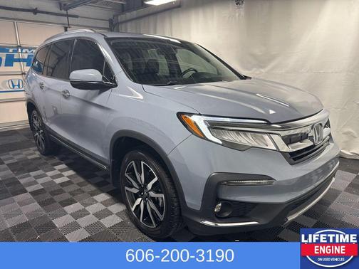 Sonic Gray Pearl 2022 Honda Pilot AWD Elite