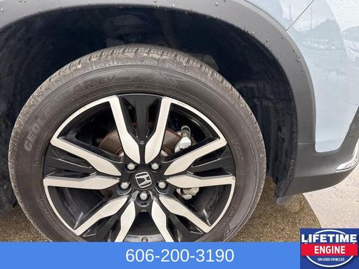 Sonic Gray Pearl 2022 Honda Pilot AWD Elite