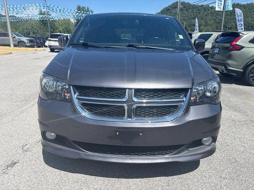 Granite Pearlcoat 2019 Dodge Grand Caravan GT