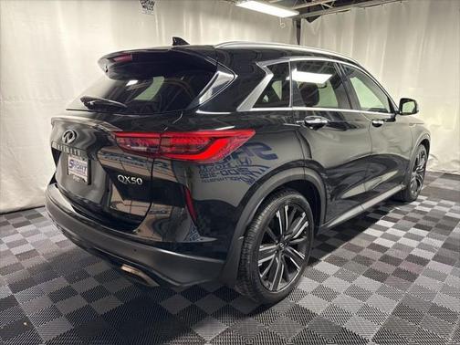 2021 INFINITI QX50 LUXE AWD