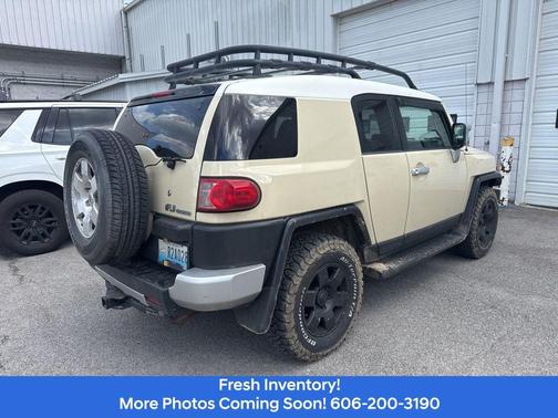 2008 Toyota FJ Cruiser Base
