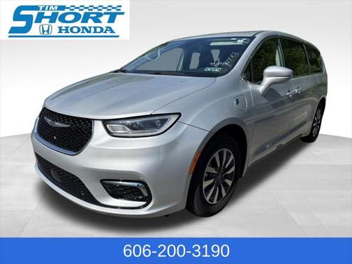2022 Chrysler Pacifica Hybrid Touring L