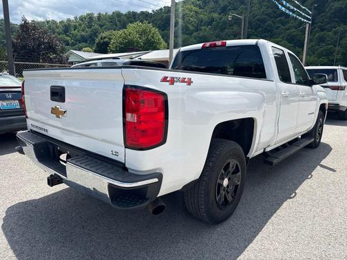 Summit White 2019 Chevrolet Silverado 1500 1LT