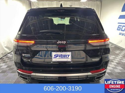 2023 Jeep Grand Cherokee Summit