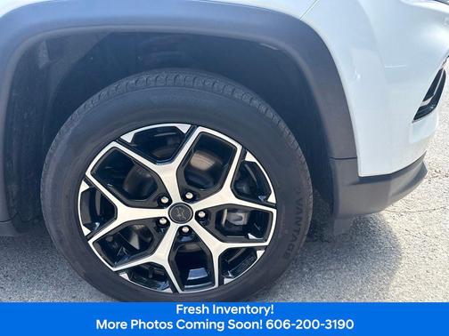 Bright White Clearcoat 2025 Jeep Compass Limited