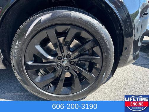 Santorini Black Metallic 2024 Land Rover Discovery Sport Core S