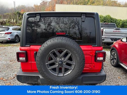 2025 Jeep Wrangler Sport S