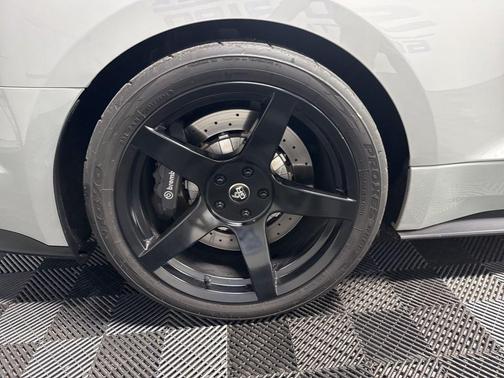 2017 Ford Shelby GT350 Base