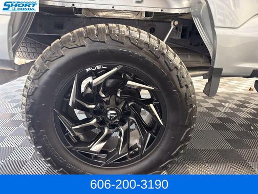 Iconic Silver Metallic 2025 Ford F-150 XLT