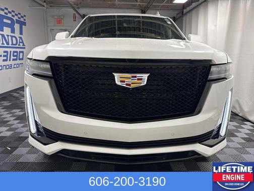 2024 Cadillac Escalade Sport