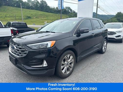 Agate Black Metallic 2019 Ford Edge Titanium