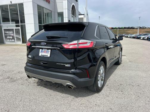 Agate Black Metallic 2019 Ford Edge Titanium