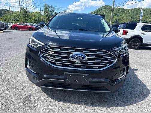 Agate Black Metallic 2019 Ford Edge Titanium