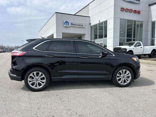 Agate Black Metallic 2019 Ford Edge Titanium
