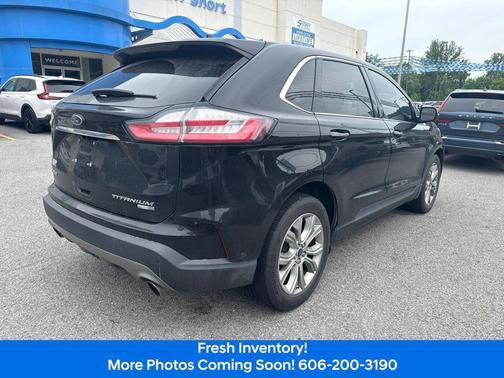 Agate Black Metallic 2019 Ford Edge Titanium
