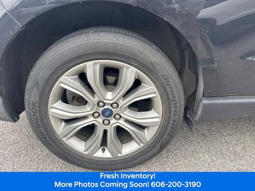 Agate Black Metallic 2019 Ford Edge Titanium