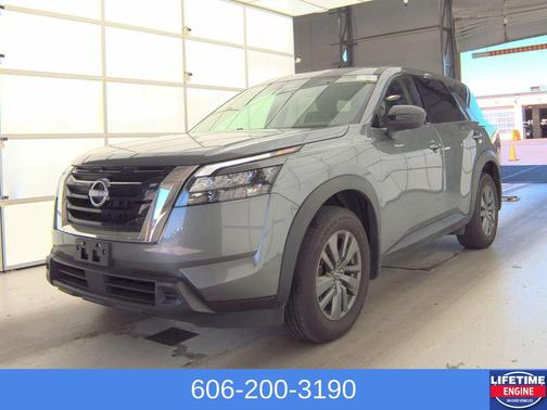 2024 Nissan Pathfinder S 4WD