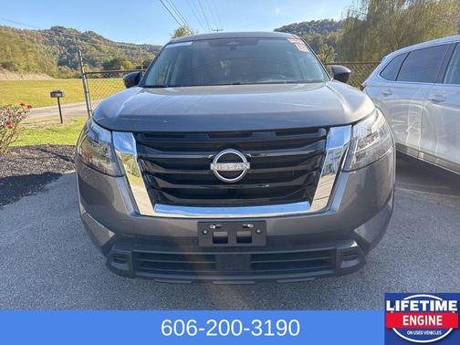 2024 Nissan Pathfinder S 4WD