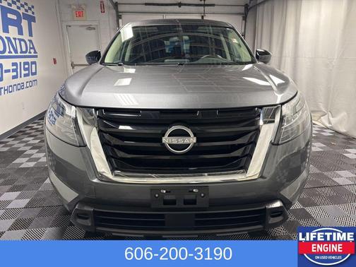 2024 Nissan Pathfinder S 4WD