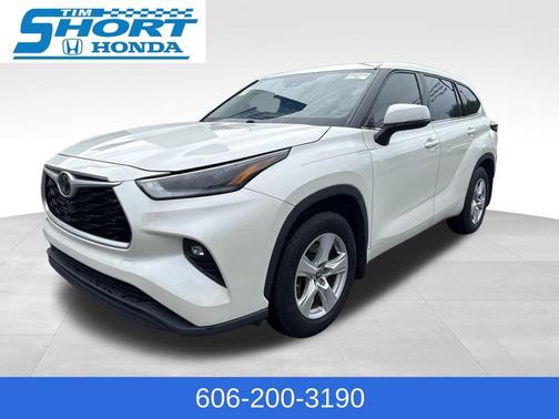 Blizzard Pearl 2021 Toyota Highlander LE