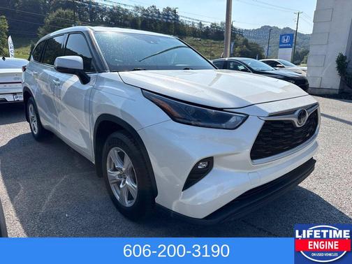 Blizzard Pearl 2021 Toyota Highlander LE
