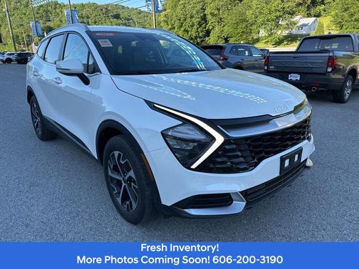 Snow White Pearl 2023 Kia Sportage Hybrid EX