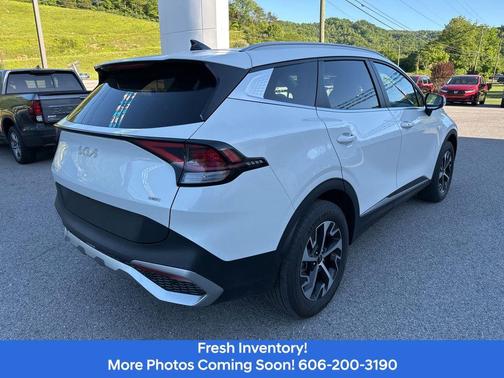 Snow White Pearl 2023 Kia Sportage Hybrid EX