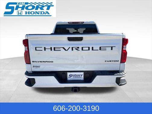 2022 Chevrolet Silverado 1500 Custom