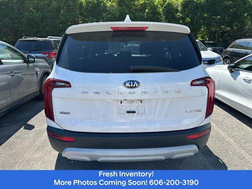 Glacial White Pearl 2021 Kia Telluride LX