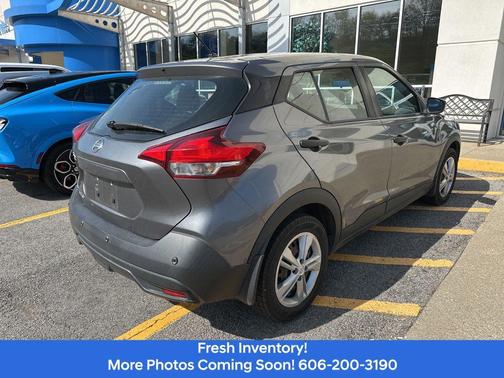 2020 Nissan Kicks S
