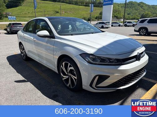 Pure White 2025 Volkswagen Jetta 1.5T SEL