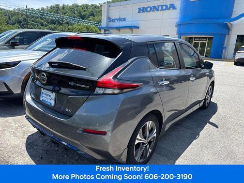 Gun Metallic 2022 Nissan Leaf SV 40 kWh