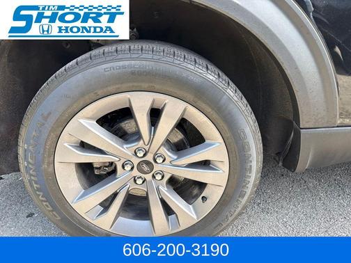 Agate Black Metallic 2025 Ford Explorer Active
